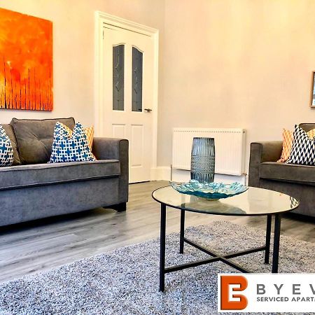 Byevo Almar Villa - Close To City And Airport - Perfect For Contractors Or Large Groups グラスゴー エクステリア 写真