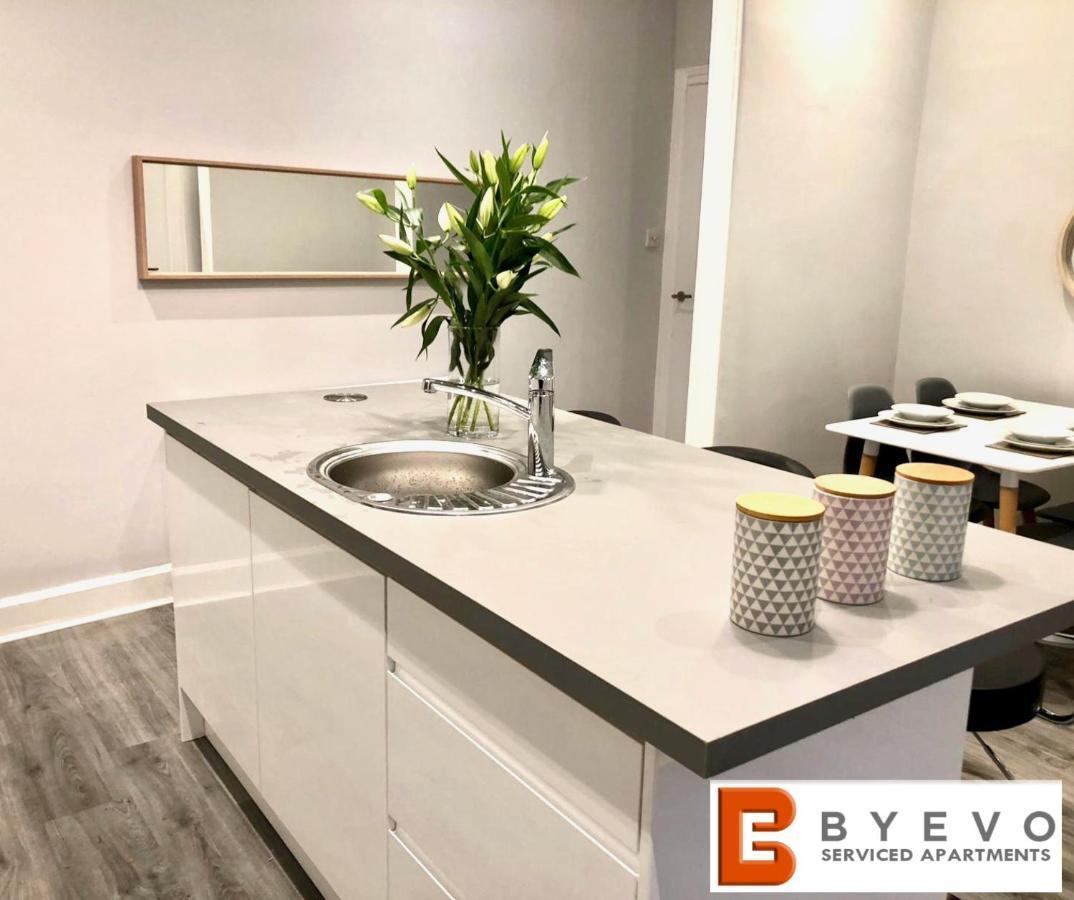 Byevo Almar Villa - Close To City And Airport - Perfect For Contractors Or Large Groups グラスゴー エクステリア 写真